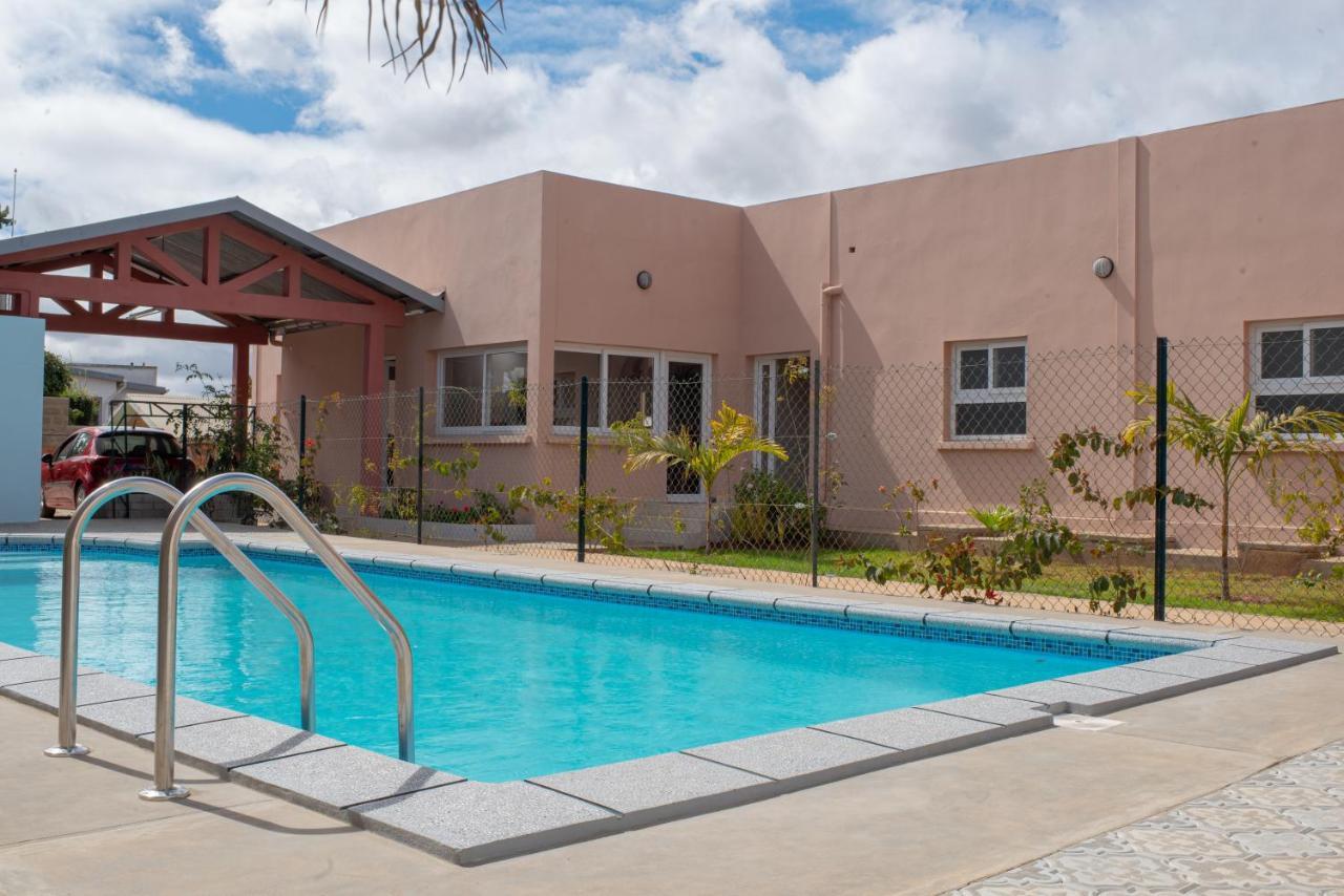 Somptua Garden Apartment Ivato  Luaran gambar