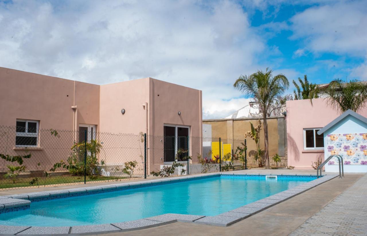 Somptua Garden Apartment Ivato  Luaran gambar
