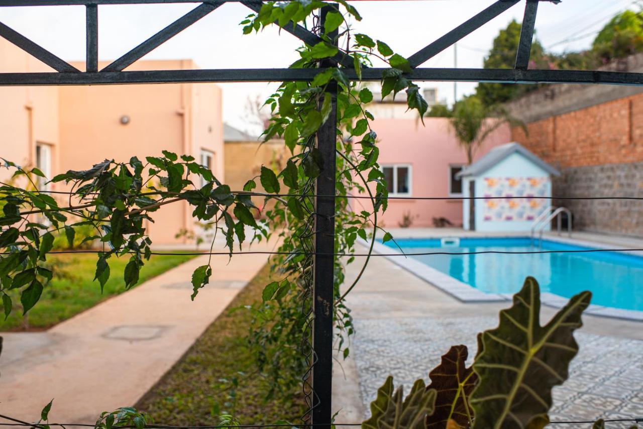 Somptua Garden Apartment Ivato  Luaran gambar