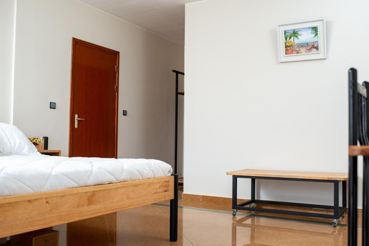 Somptua Garden Apartment Ivato  Luaran gambar